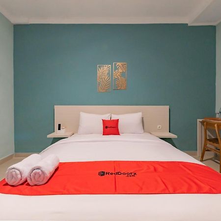 Reddoorz Plus Near Surapati Core Μπαντούνγκ Εξωτερικό φωτογραφία