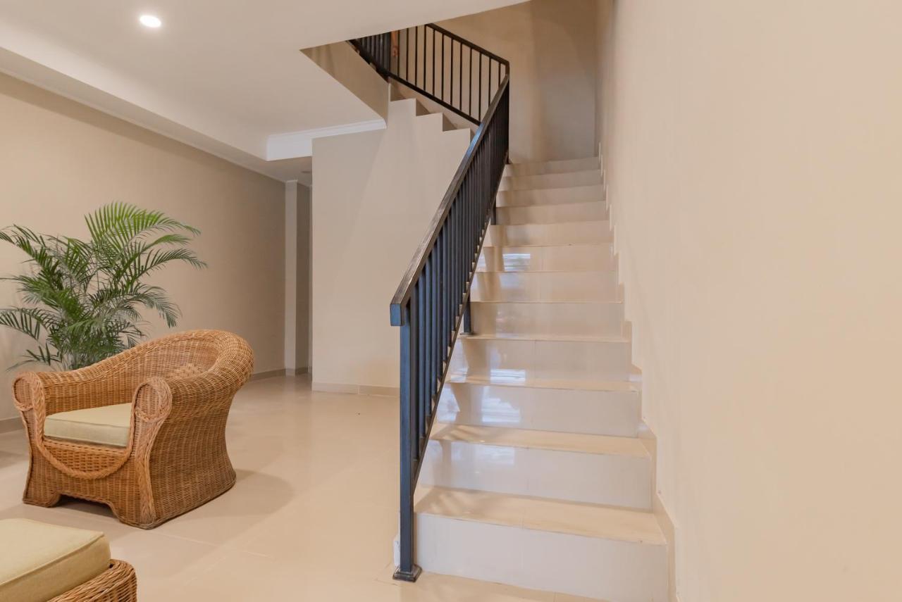 Reddoorz Plus Near Surapati Core Μπαντούνγκ Εξωτερικό φωτογραφία