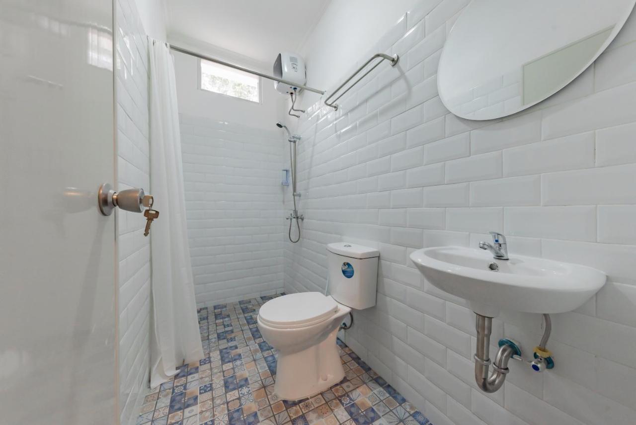 Reddoorz Plus Near Surapati Core Μπαντούνγκ Δωμάτιο φωτογραφία