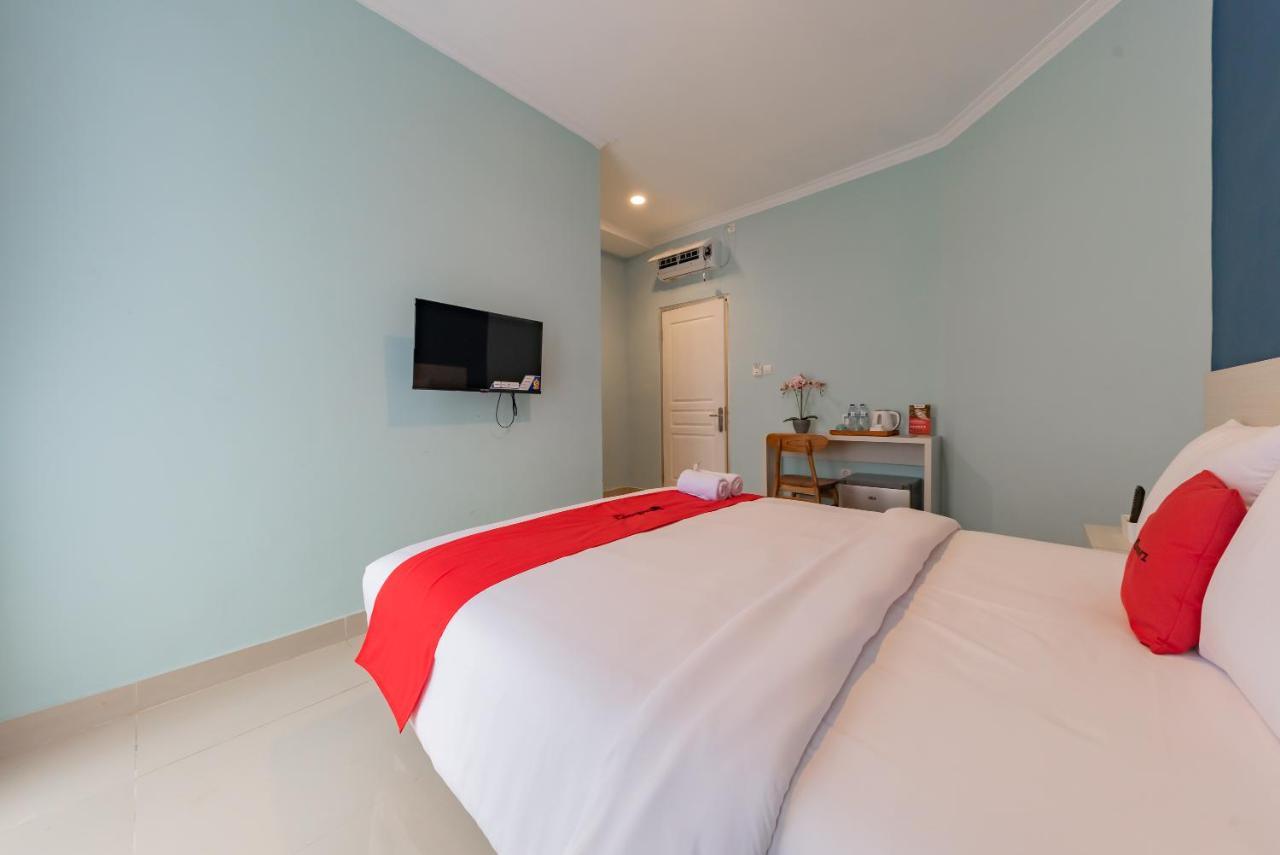 Reddoorz Plus Near Surapati Core Μπαντούνγκ Εξωτερικό φωτογραφία